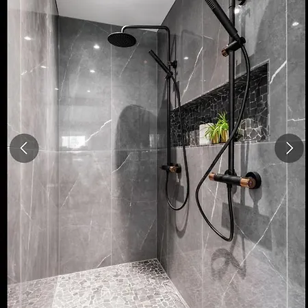 Hotell Bolighus Med Veldig Sentral Beliggenhet